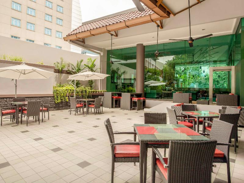Tamarin Hotel Jakarta - Havuz