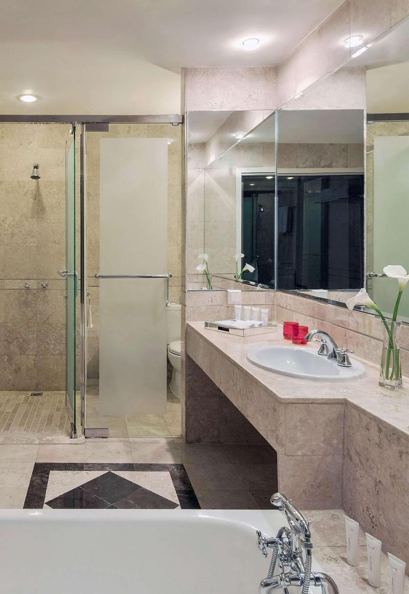 Gran Melia Jakarta - Oda