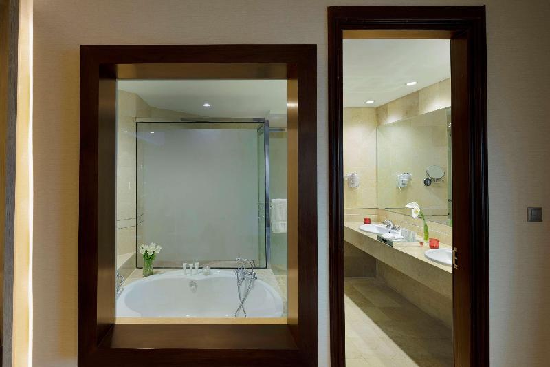 Gran Melia Jakarta - Oda