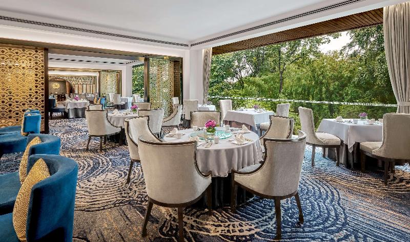 Gran Melia Jakarta - Restoran