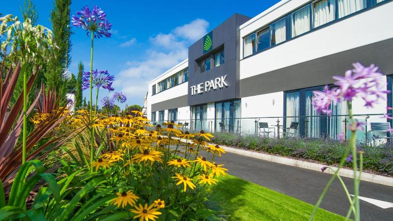 The Park Hotel - Genel