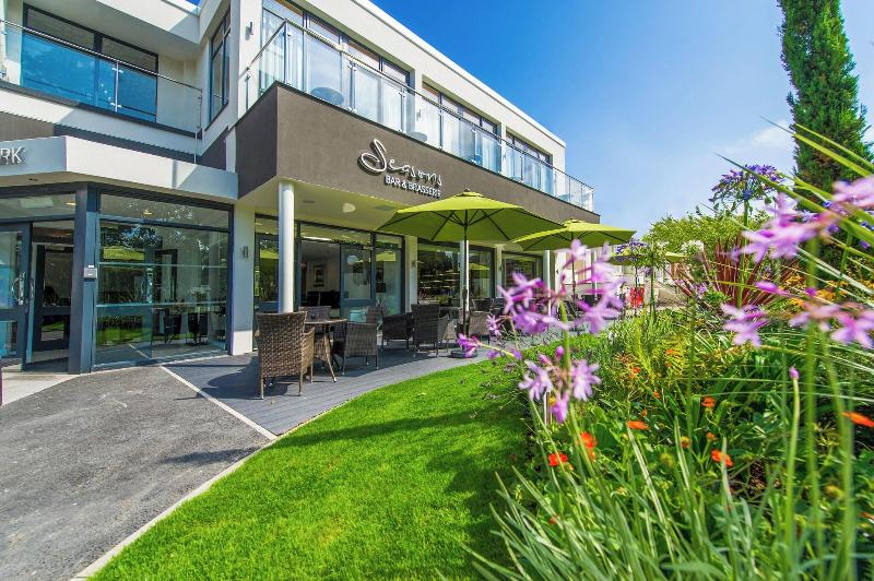 The Park Hotel - Genel