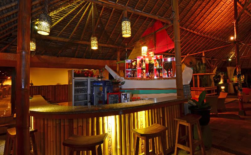 Inna Sindhu Beach Hotel - Bar
