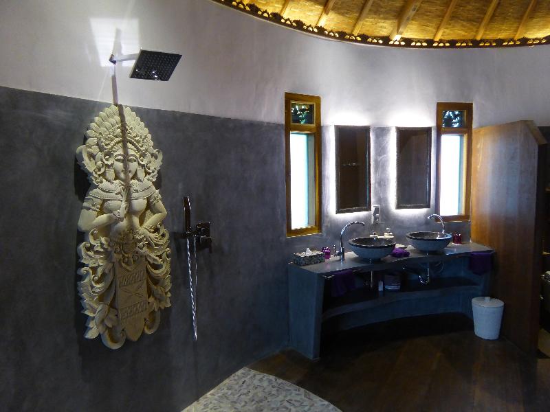 Puri Dajuma Beach Eco-Resort & Spa - Oda