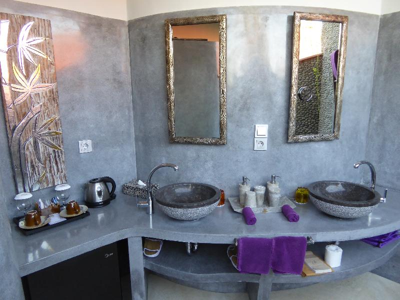 Puri Dajuma Beach Eco-Resort & Spa - Oda