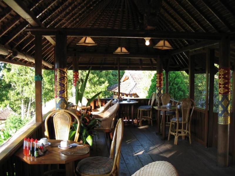 Puri Lumbung - Restoran