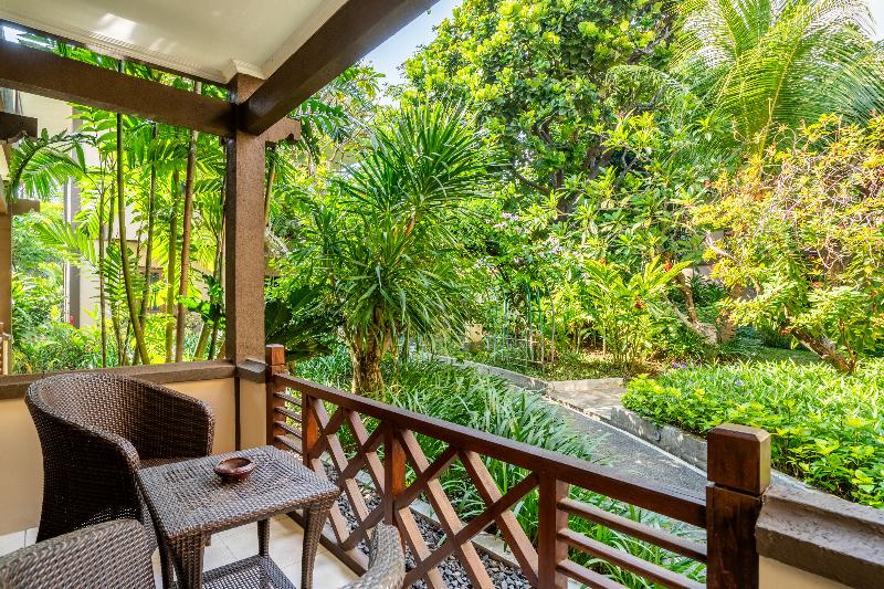 Risata Bali Resort & Spa - Teras