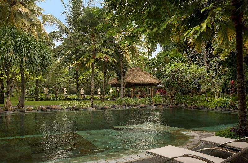 Segara Village Hotel - Havuz