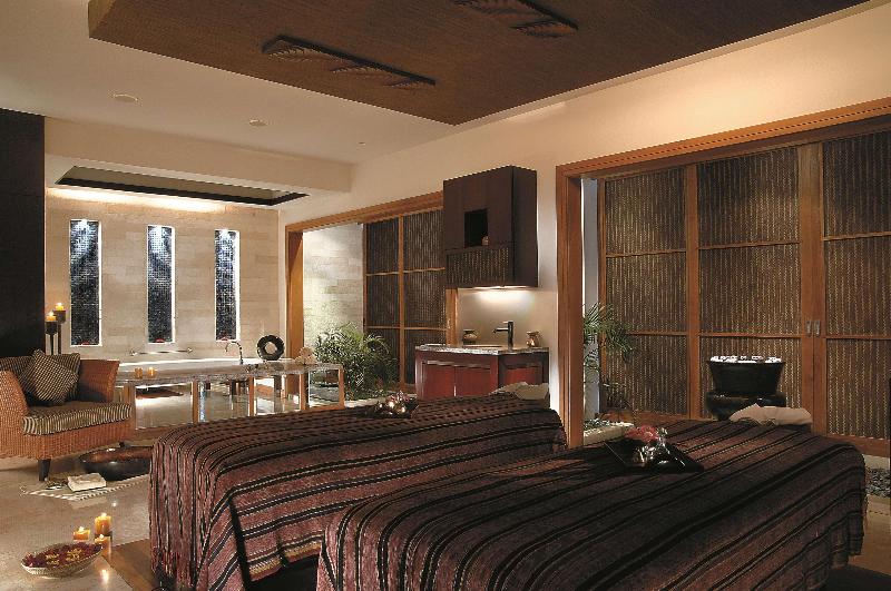 Shangri-la Surabaya - Aktivite