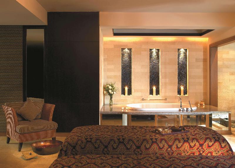 Shangri-la Surabaya - Aktivite