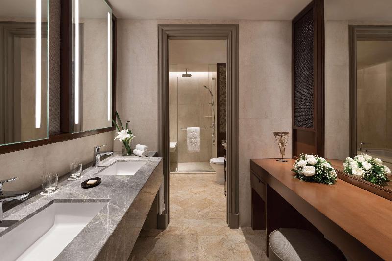 Shangri-la Surabaya - Oda