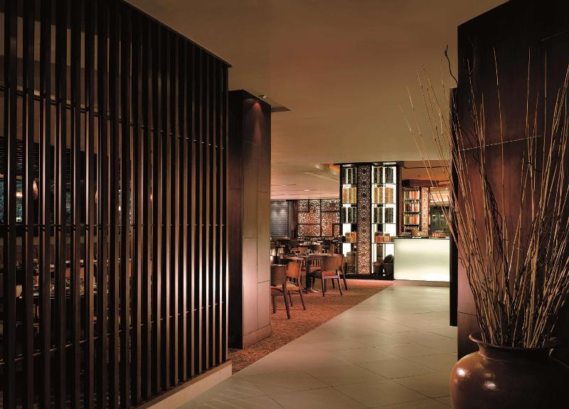 Shangri-la Surabaya - Restoran