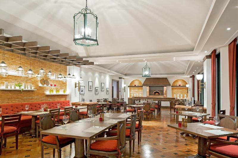 Shangri-la Surabaya - Restoran