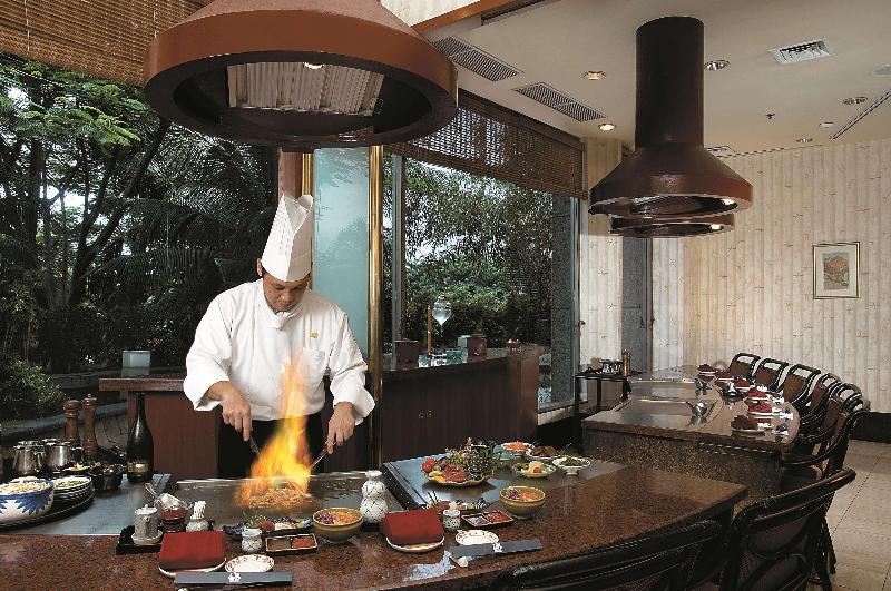Shangri-la Surabaya - Restoran
