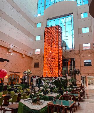 Surabaya Suites Hotel Powered by Archipelago fotoÄŸrafÄ±
