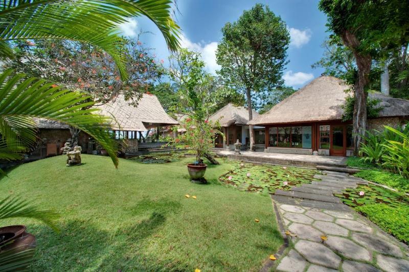 The Oberoi Beach Resort Bali Seminyak - Genel
