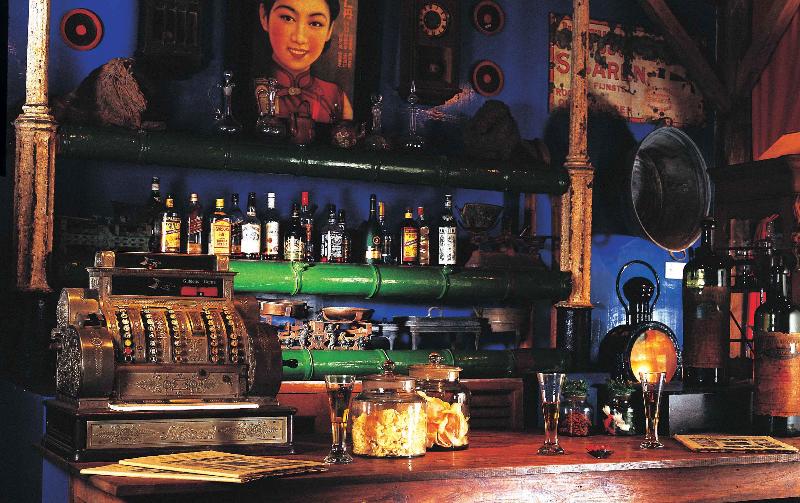 Tugu Malang - Bar