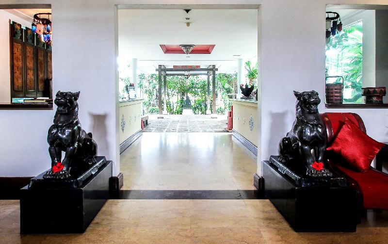 Tugu Malang - Lobi