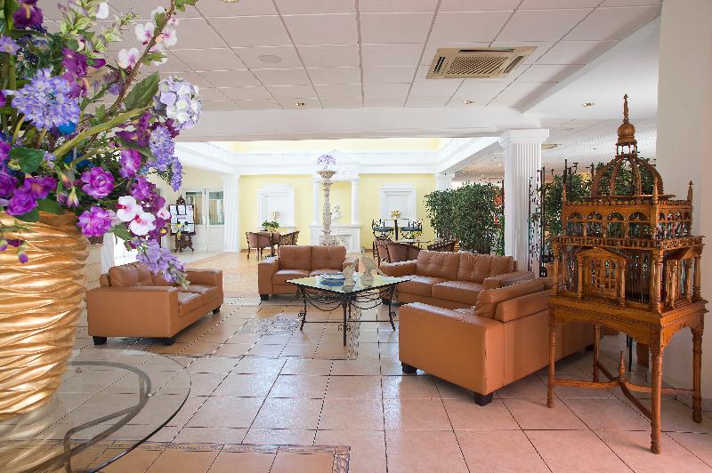 Akamanthea Holiday Village - Lobi
