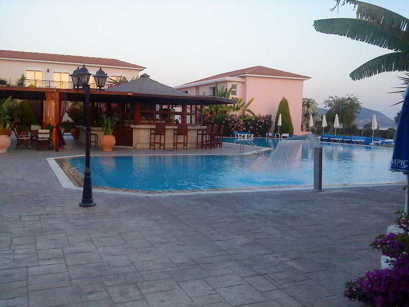 Akamanthea Holiday Village - Genel