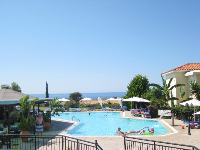 Akamanthea Holiday Village - Havuz