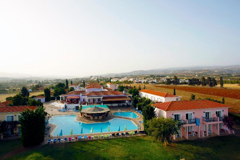 Akamanthea Holiday Village - Havuz