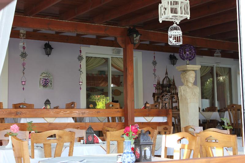 Akamanthea Holiday Village - Restoran