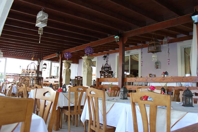 Akamanthea Holiday Village - Restoran