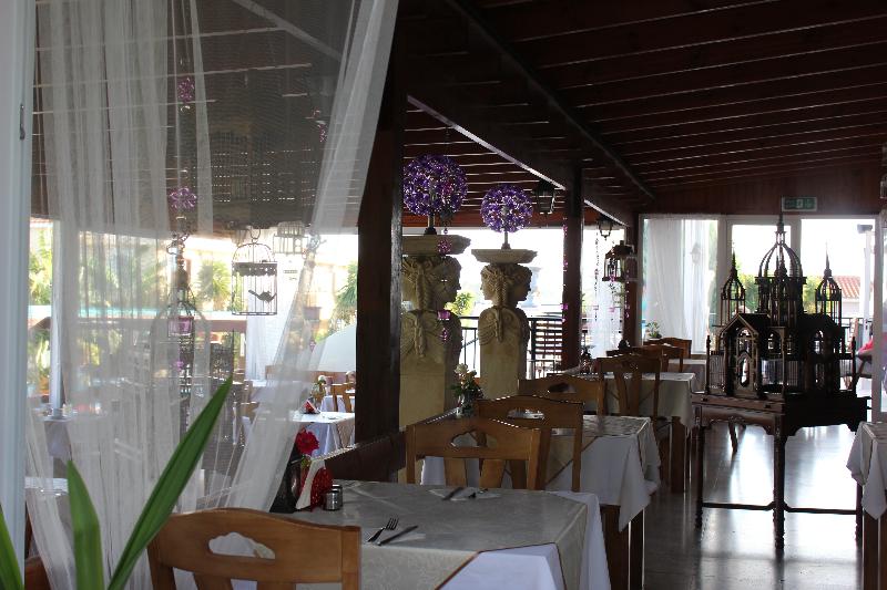 Akamanthea Holiday Village - Restoran