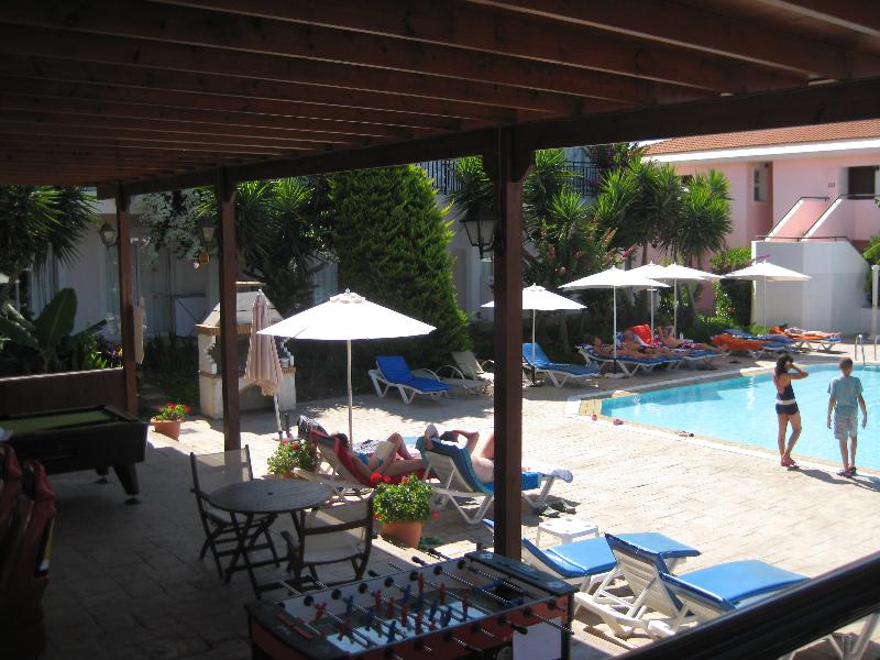 Akamanthea Holiday Village - Teras