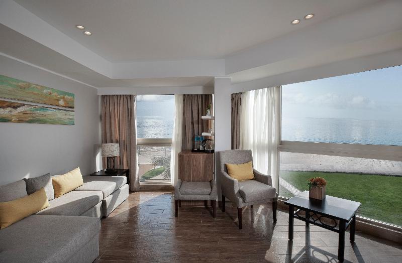 Pyramisa Beach Resort Sahl Hasheesh - Oda