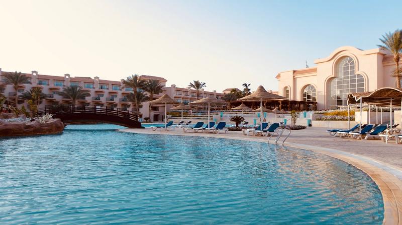 Pyramisa Beach Resort Sahl Hasheesh - Havuz