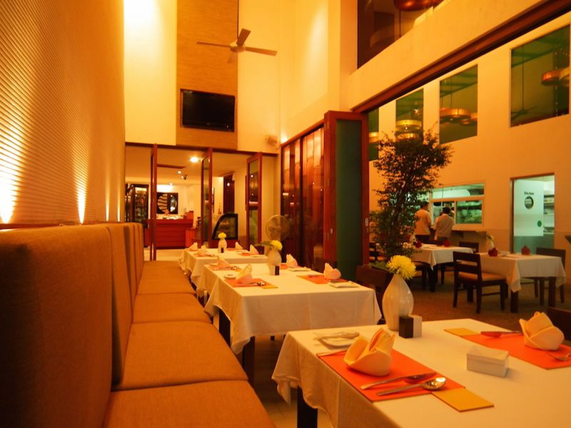 La Flora Resort and Spa Patong - Restoran