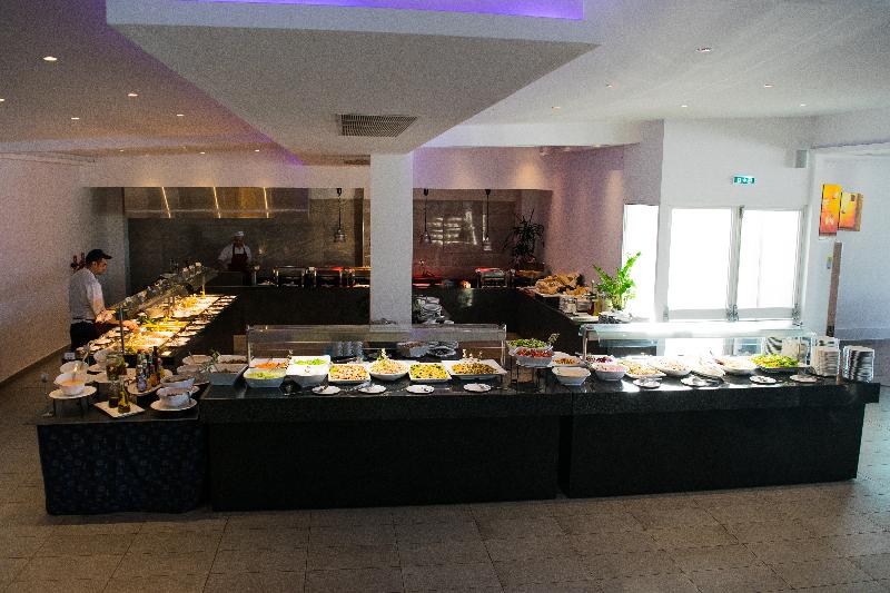 Theo Sunset Bay Hotel - Restoran