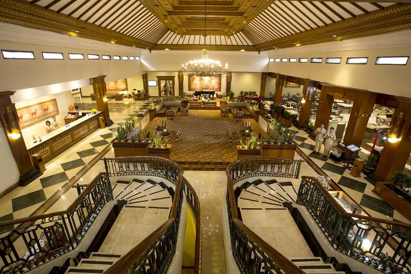 Loman Park Hotel Yogyakarta - Lobi