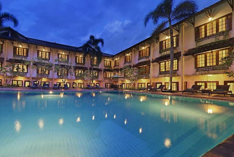 Loman Park Hotel Yogyakarta - Genel