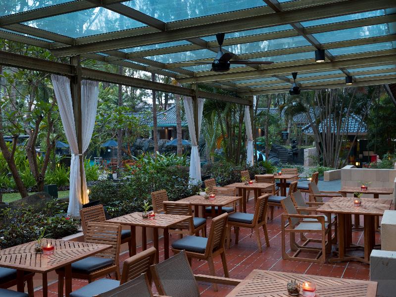 Melia Purosani Hotel Yogyakarta - Bar