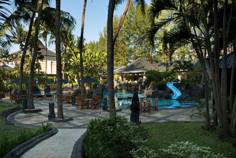 Melia Purosani Hotel Yogyakarta - Havuz