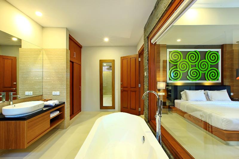 Mutiara Bali Resort & Villa Seminyak - Oda