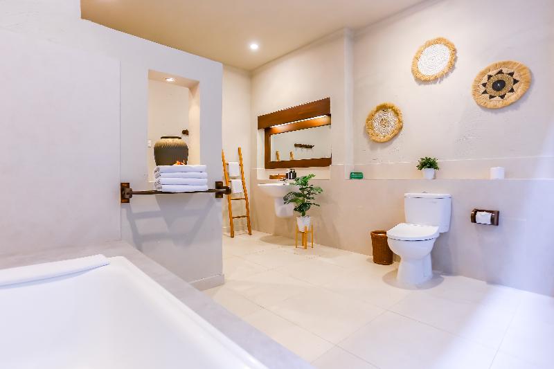 Mutiara Bali Resort & Villa Seminyak - Oda