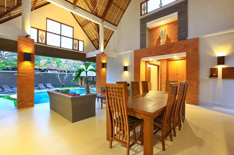 Mutiara Bali Resort & Villa Seminyak - Oda