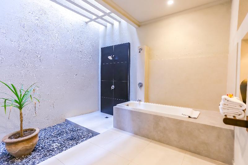 Mutiara Bali Resort & Villa Seminyak - Oda