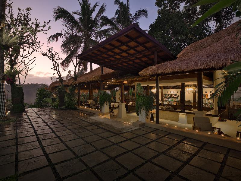 Nandini Jungle by Hanging Gardens - Bar