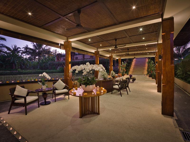 Nandini Jungle by Hanging Gardens - Lobi