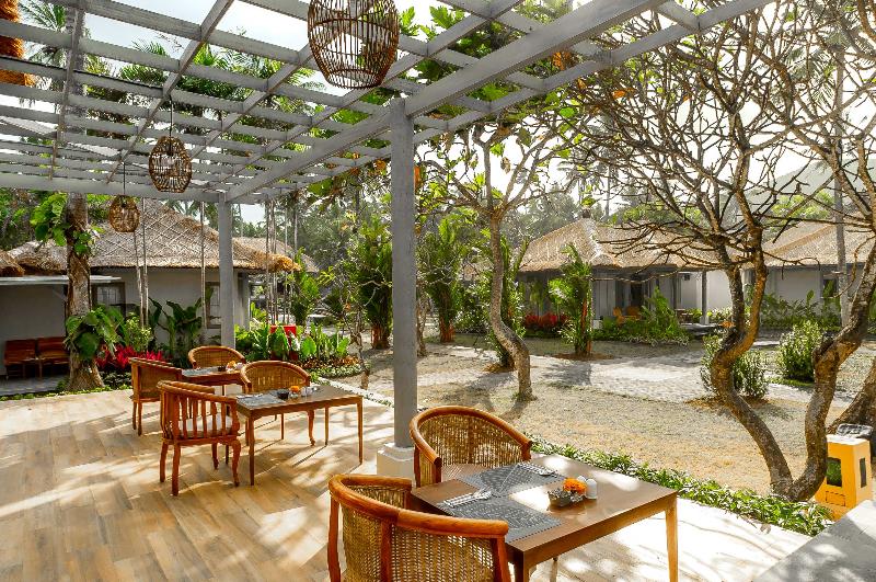 Nirwana Beach & Resort - Restoran