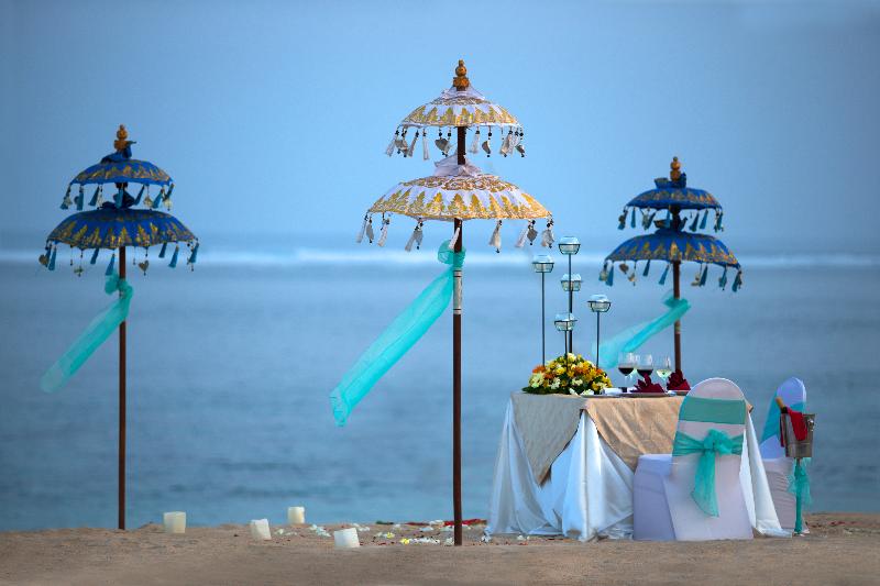 Novotel Bali Nusa Dua Hotel and Residence - Plaj
