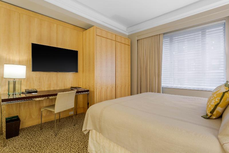 Omni Berkshire Place - Genel