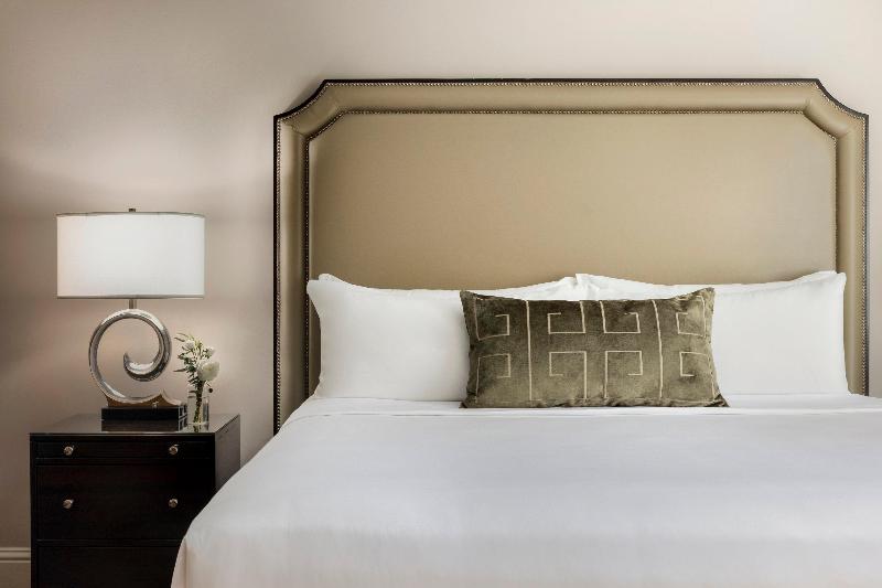 Omni Berkshire Place - Oda
