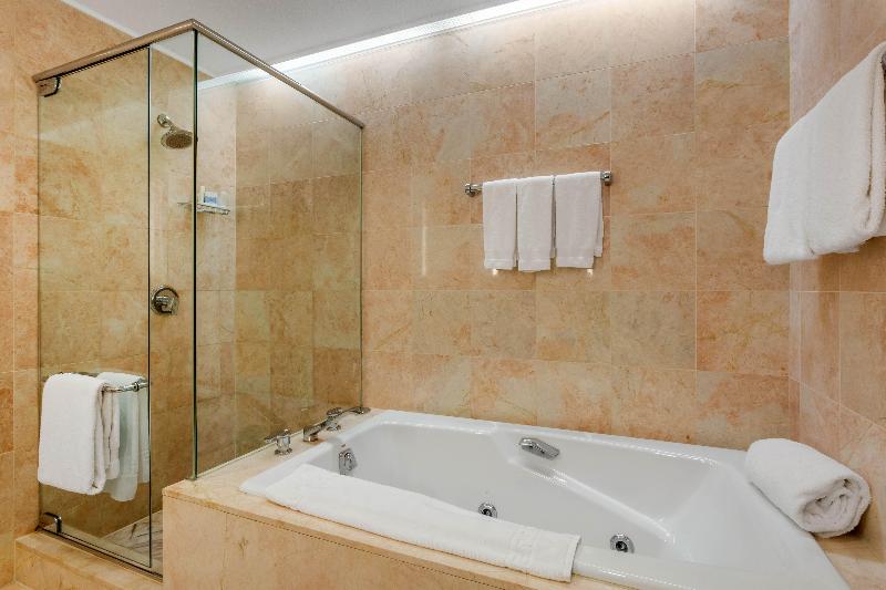 Omni Berkshire Place - Oda