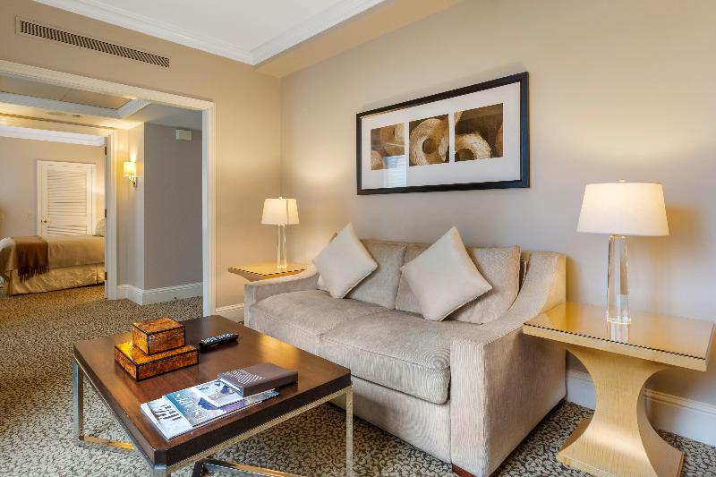 Omni Berkshire Place - Oda